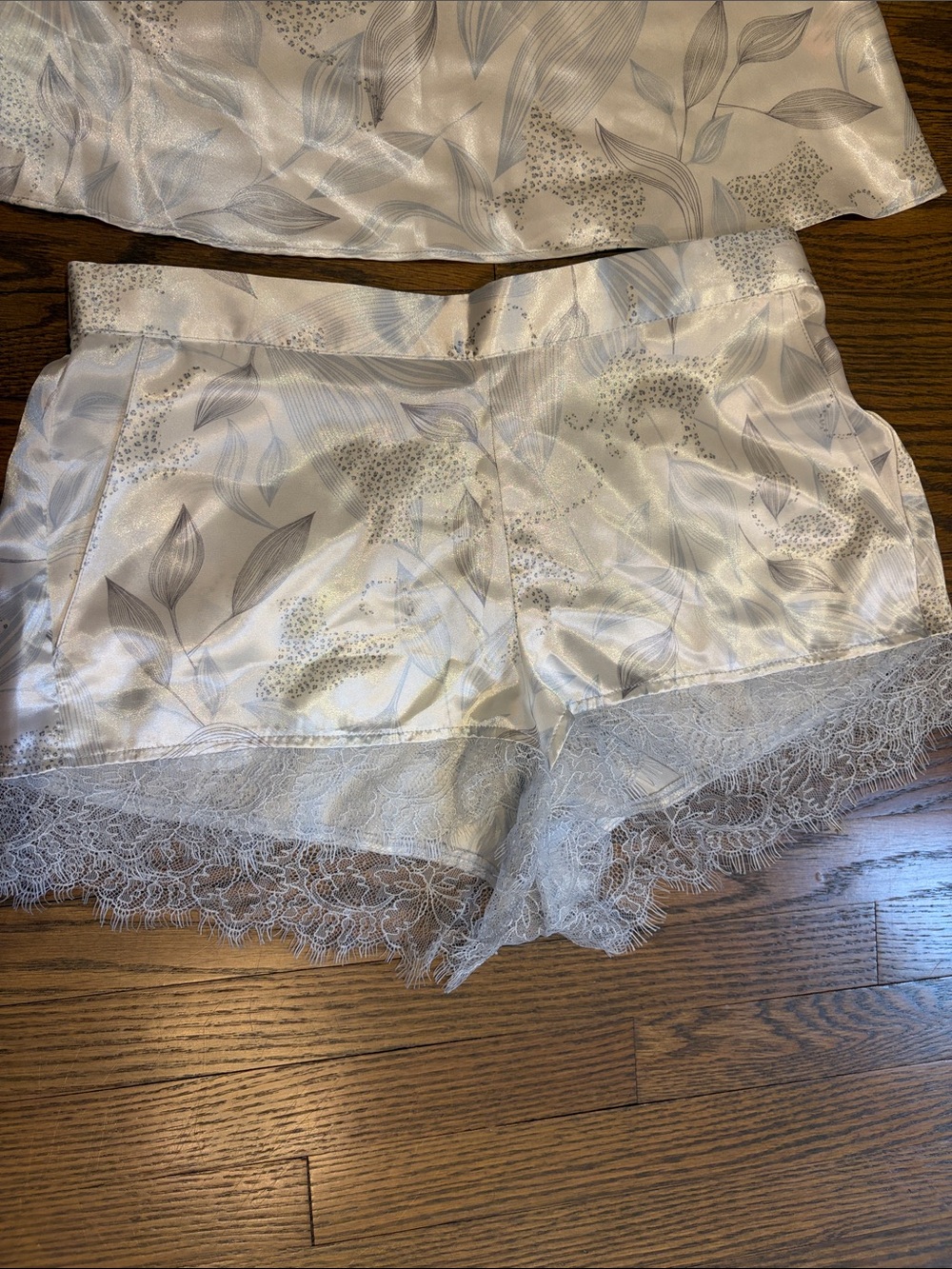 BNWT - La Vie en Rose Silky Lace Trim Cami & Short Sleep Set - Ivory/blue - Picture 2 of 4